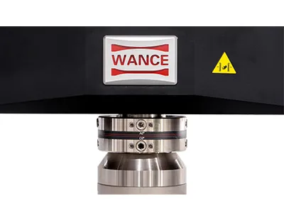 قابض ضبط المحاذاة والاستقامة (وحدة ضبط التراكز المحوري)