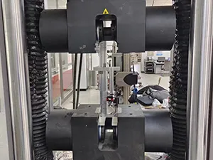 مقابض (فكوك) هيدروليكية ذات تثبيت جانبي